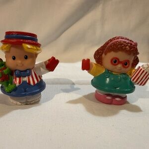 Fisher-Price Colorful Play Figures